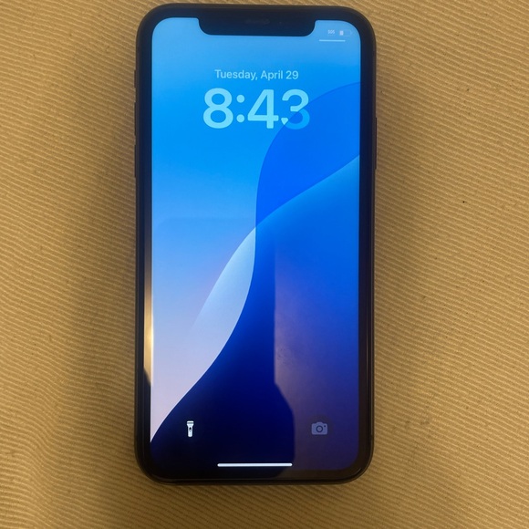 Apple Black iPhone Edge-to-Edge Display